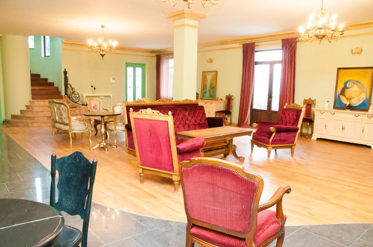 X Hotel Jerevan Eksteriør bilde